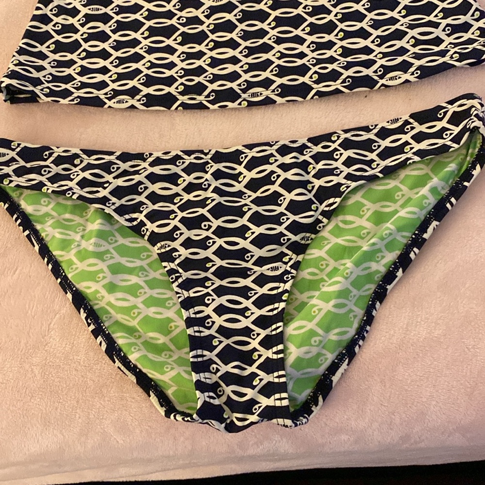 Lilly Pulitzer two pieces navy&white with lime green interior - Picture 3 of 4